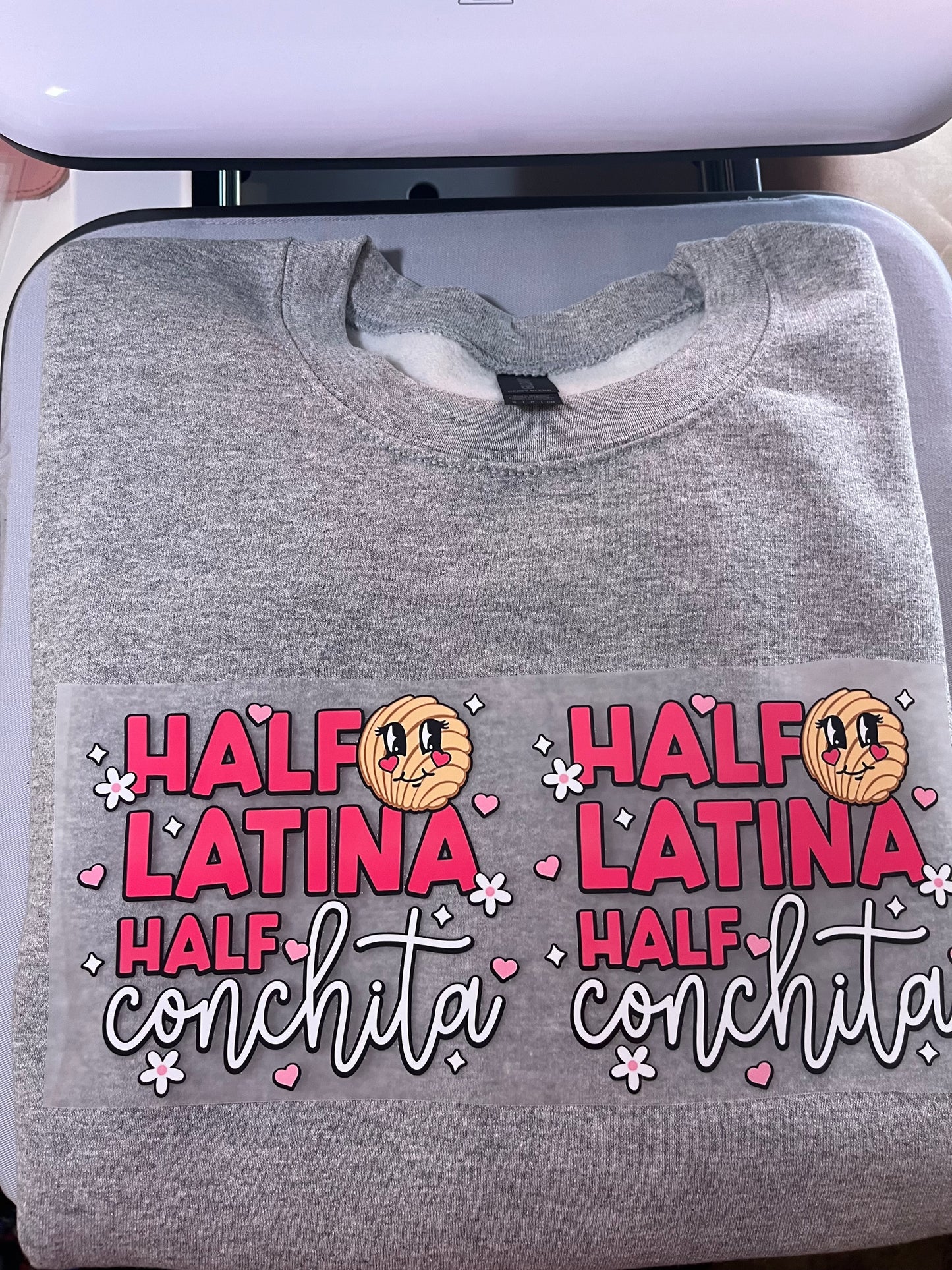 Half Latina crewneck