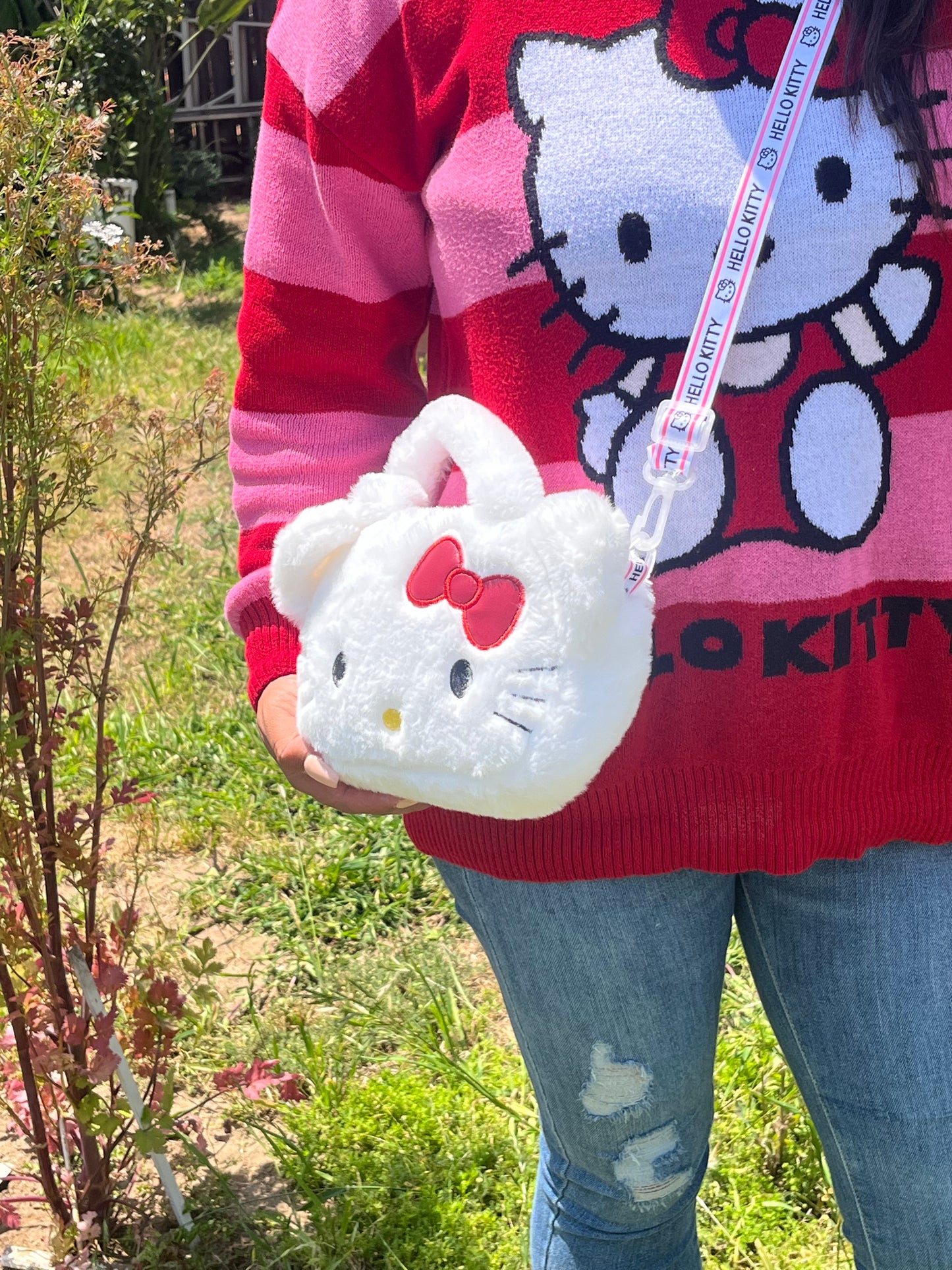 Hello Kitty White Zipper Purse